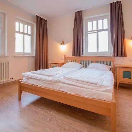 Duenenpark - Komfortplus Mit 2 Schlafzimmern Und Balkon Im Obergeschoss 280 דירה בינץ